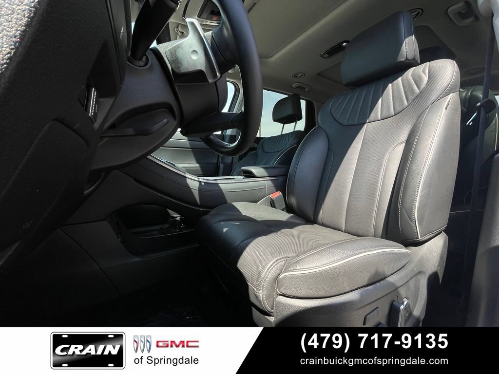 Used 2024 Hyundai Palisade Limited FWD image 24