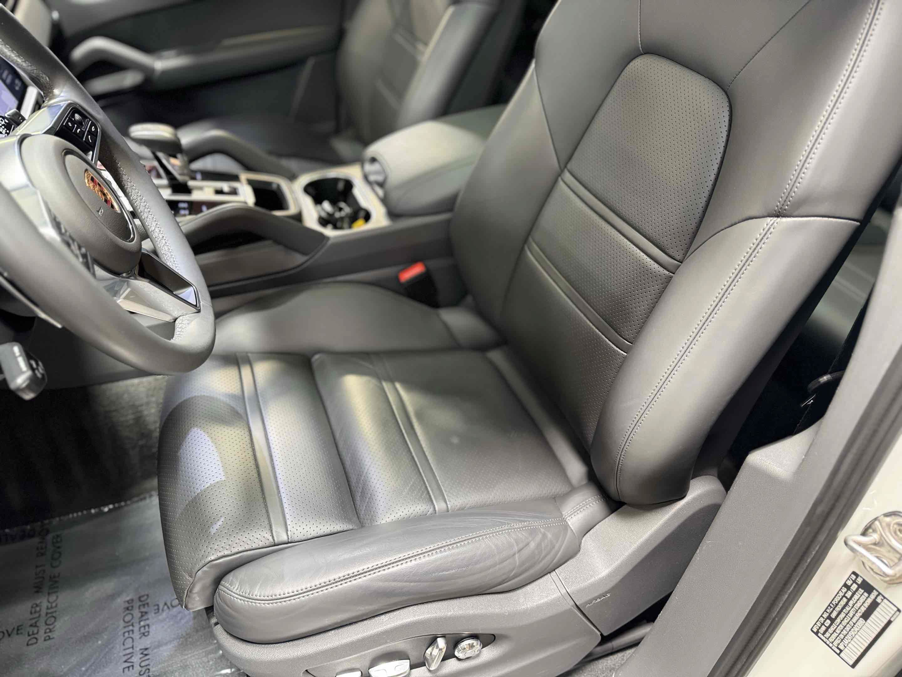 Used 2019 Porsche Cayenne AWD/4WD image 31