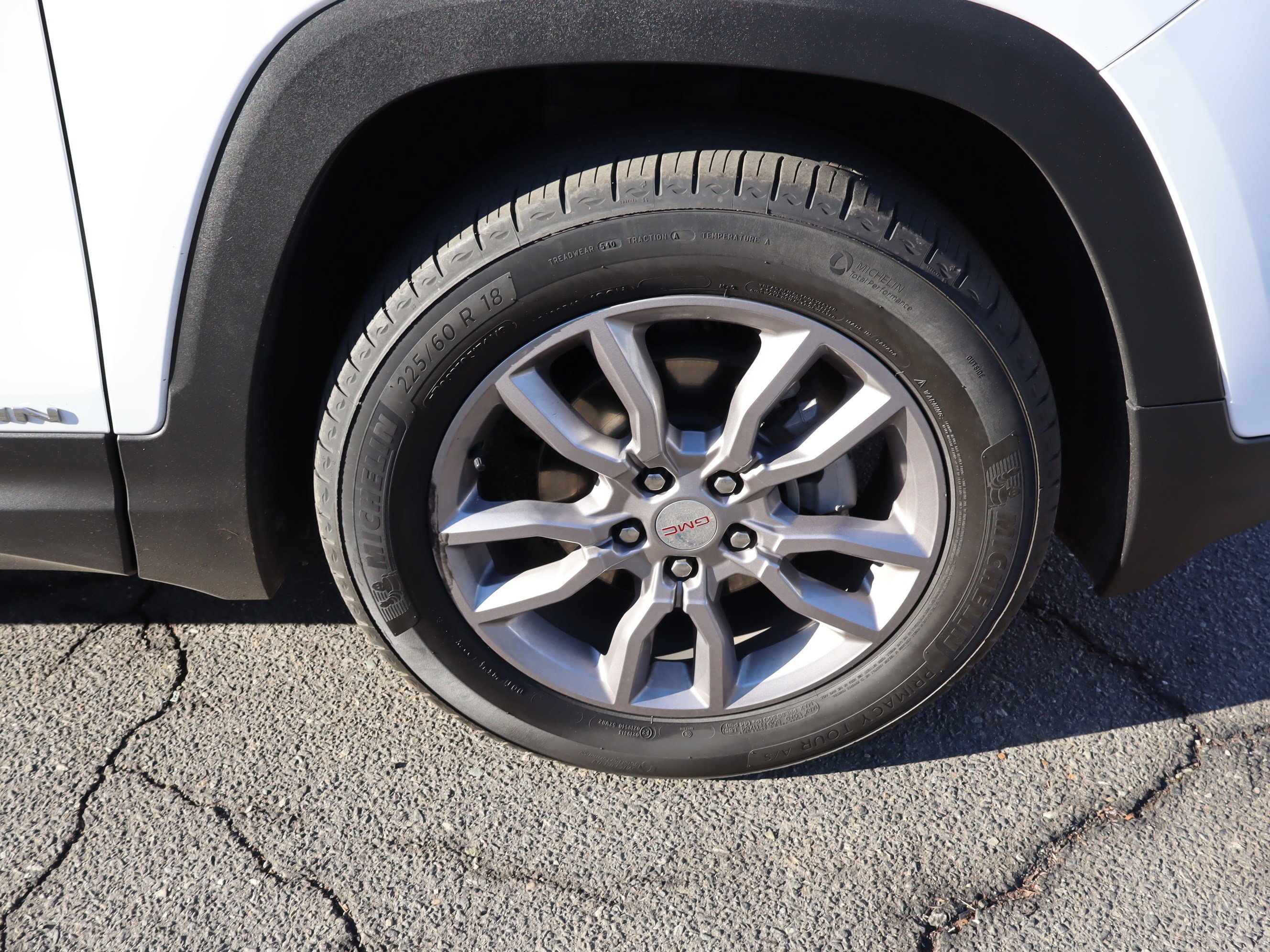 Certified 2024 GMC Terrain SLT image 37