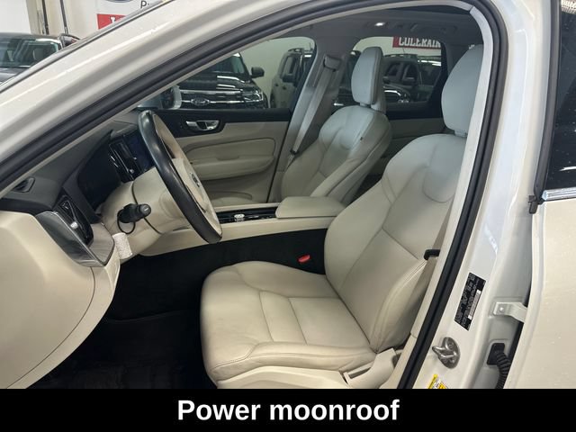 Used 2023 Volvo XC60 B5 Plus AWD/4WD image 5