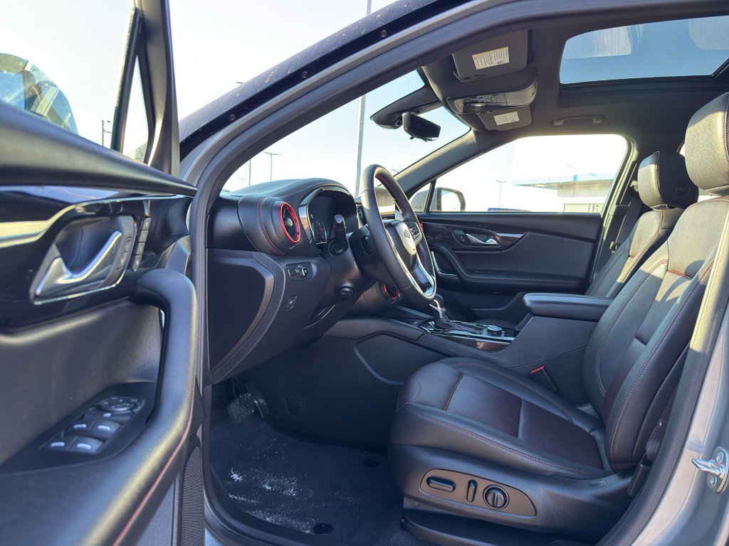 Used 2023 Chevrolet Blazer RS w/ Driver Confidence II Package image 12