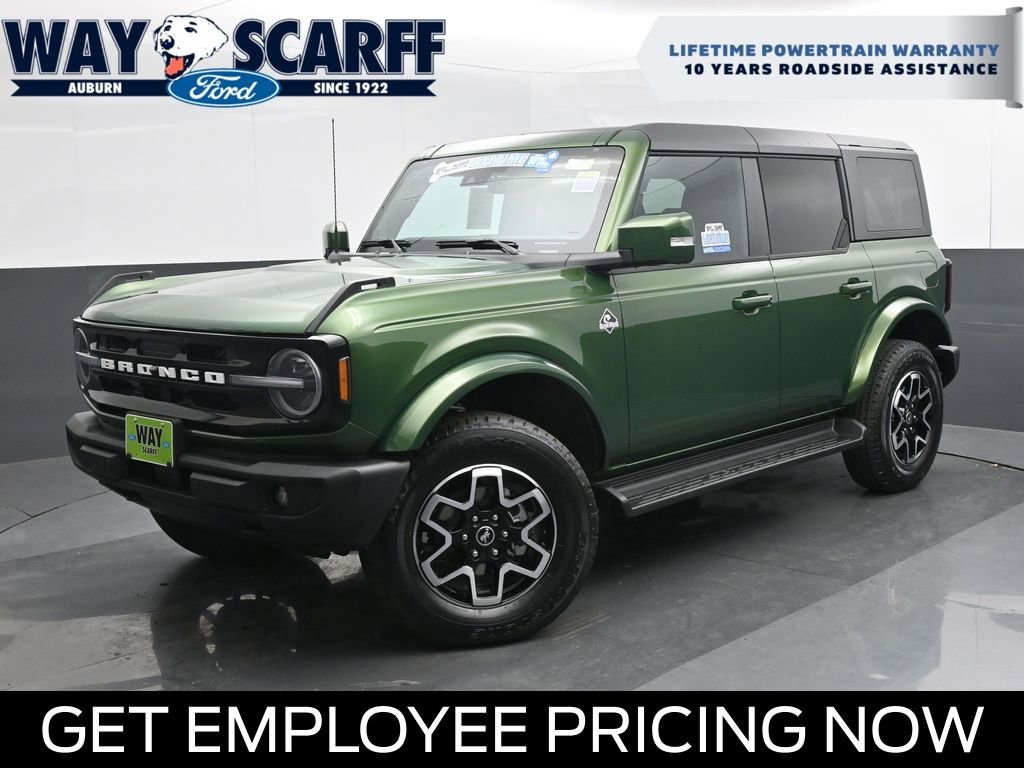 New 2025 Ford Bronco Outer Banks AWD/4WD image 1