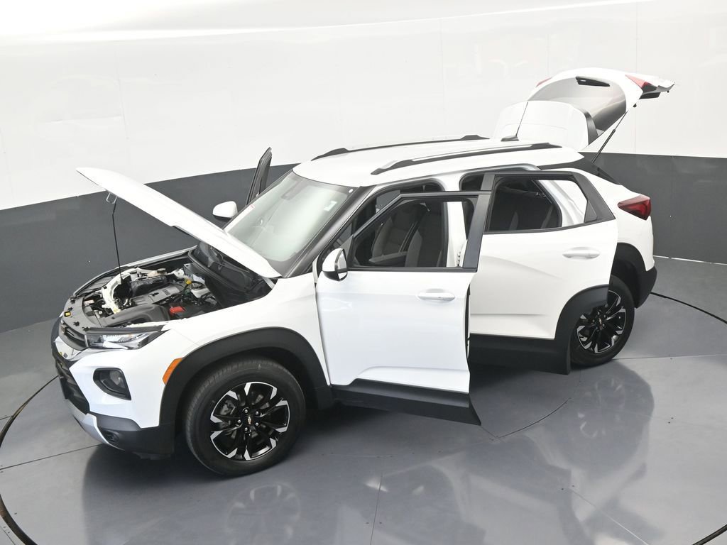 Used 2022 Chevrolet TrailBlazer LT w/ Driver Confidence Package image 58