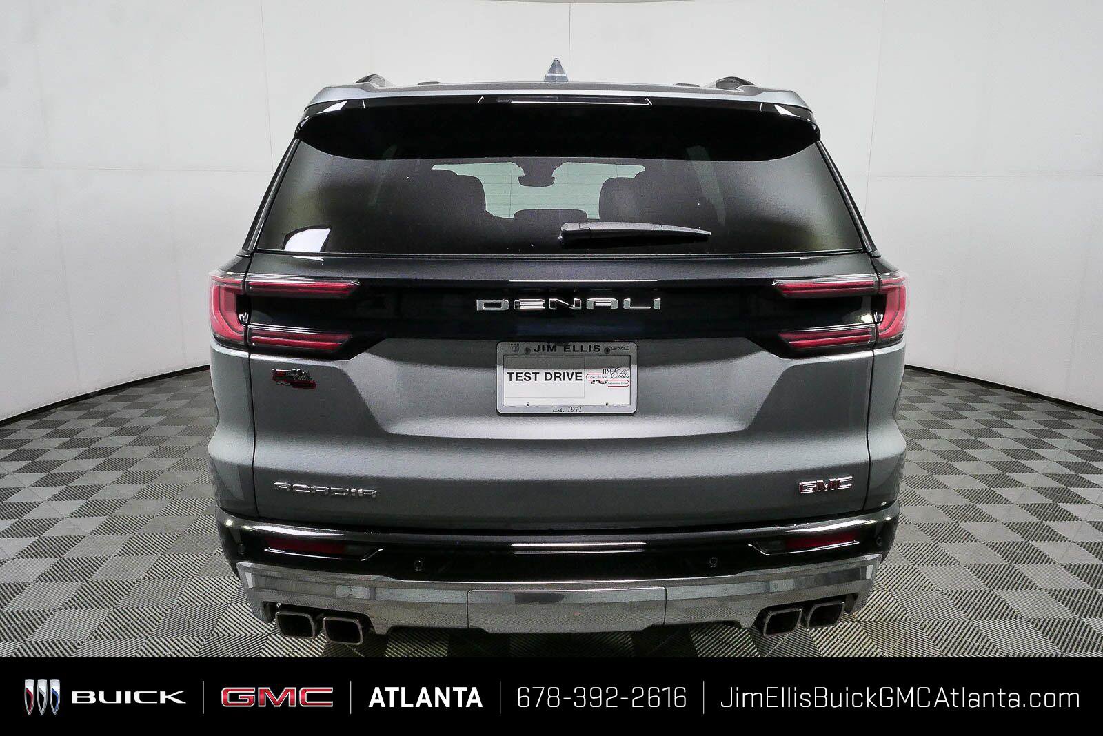 New 2026 GMC Acadia Denali w/ Super Cruise Package FWD image 31