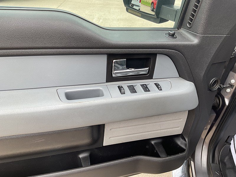 Used 2014 Ford F150 XLT w/ Equipment Group 302A Luxury AWD/4WD image 13