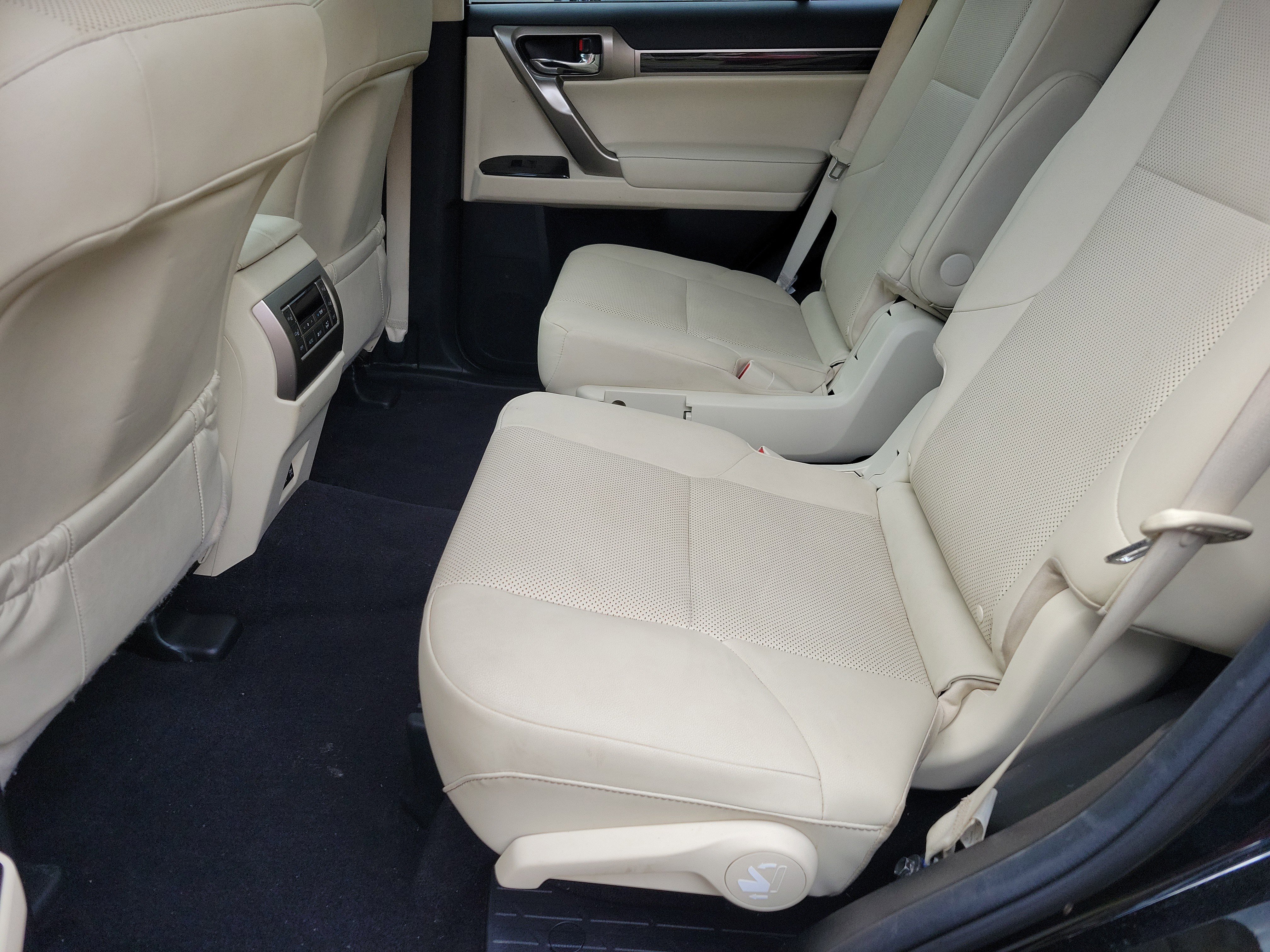 Used 2021 Lexus GX 460 Premium AWD/4WD image 9