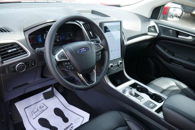 Used 2024 Ford Edge SEL w/ Convenience Package AWD/4WD image 16