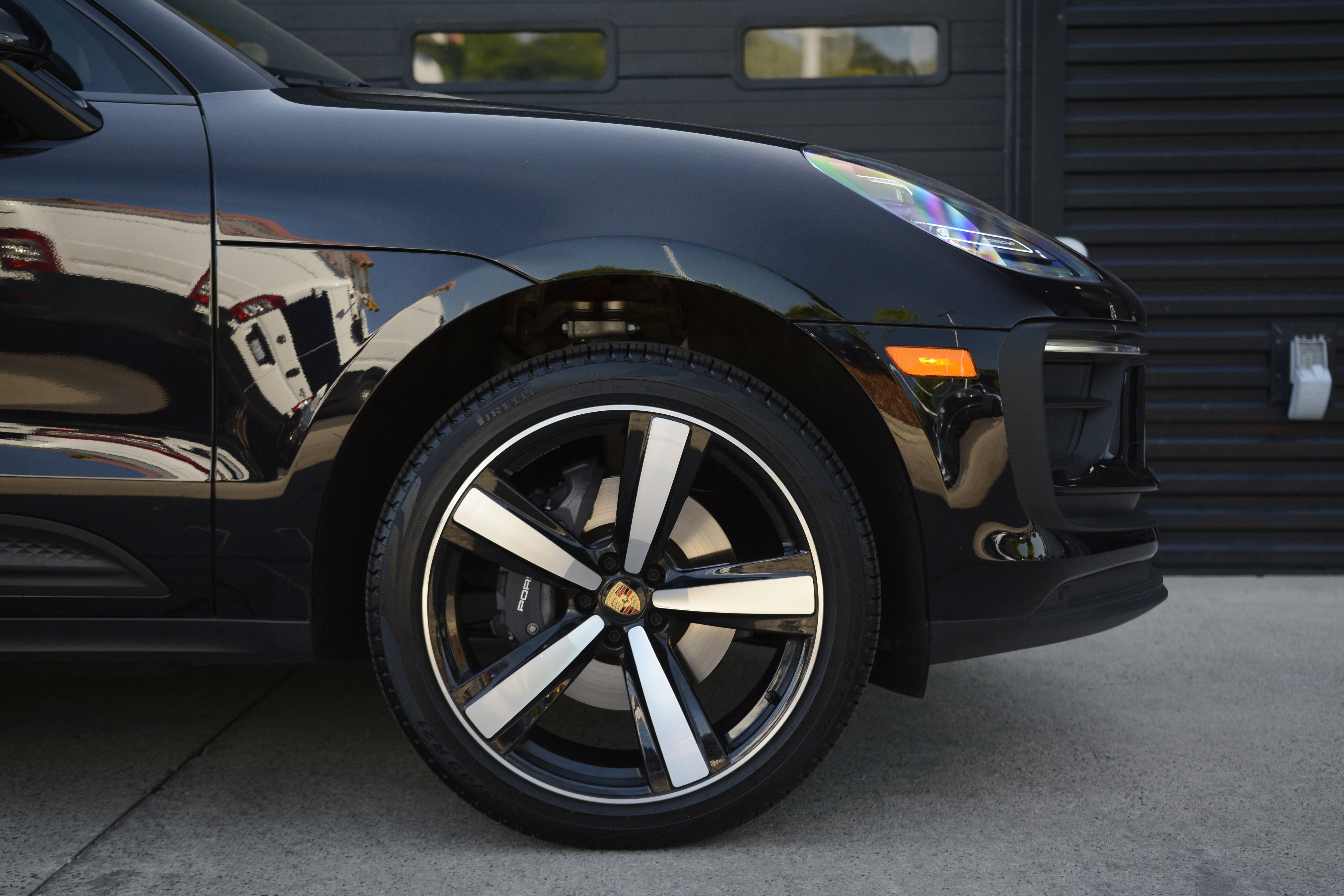 Certified 2026 Porsche Macan AWD/4WD image 41