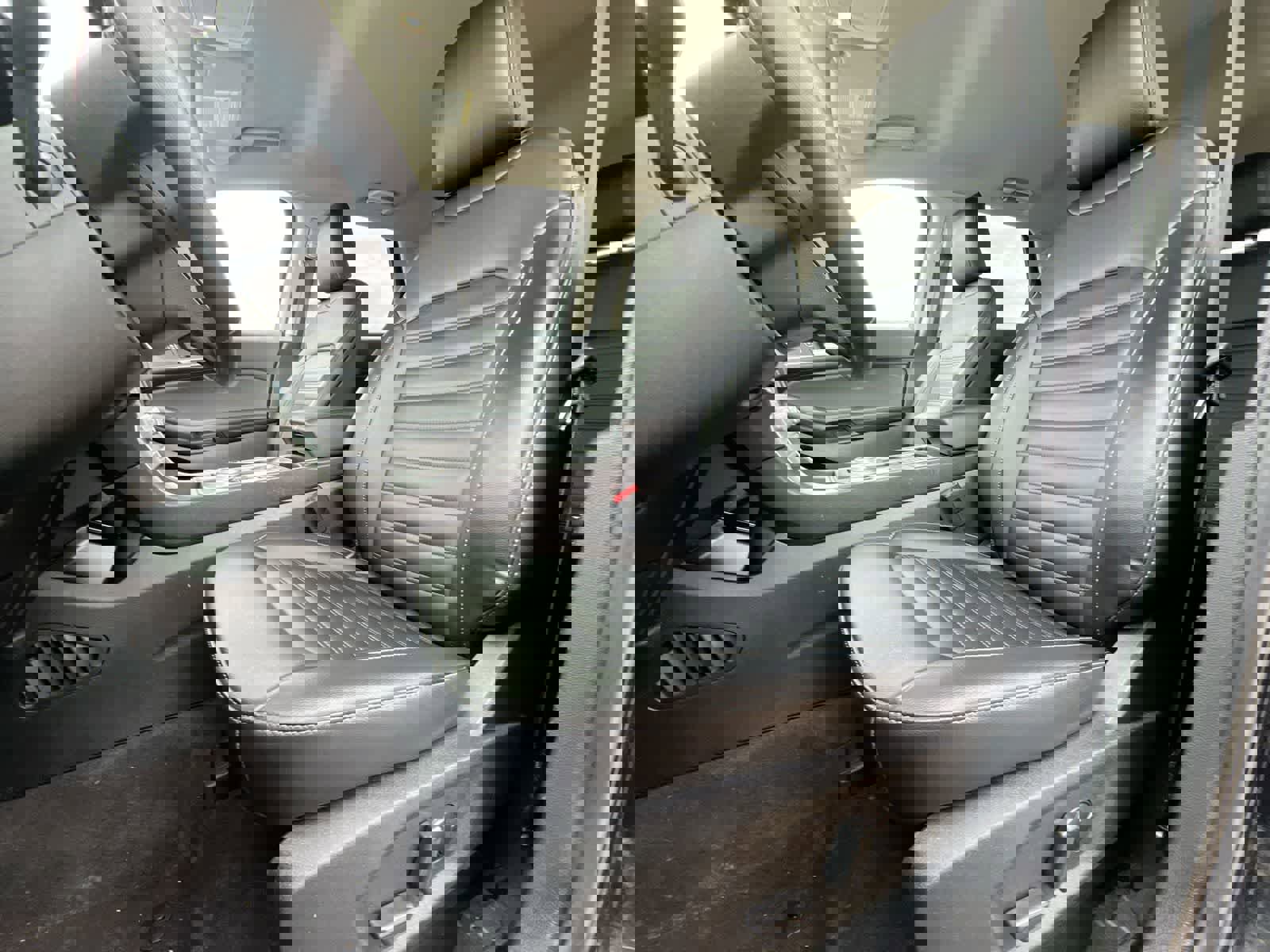 Used 2023 Ford Edge SEL w/ Convenience Package image 16