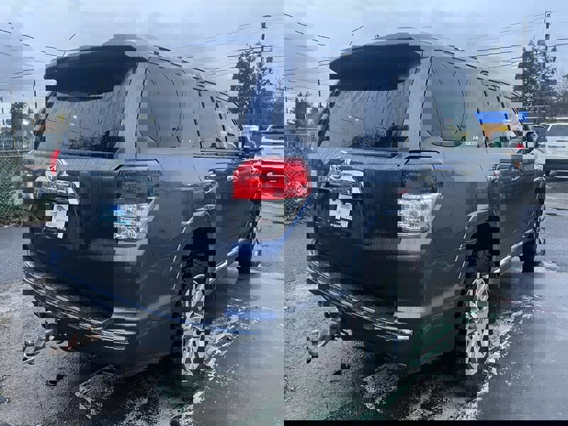 Used 2011 Toyota 4Runner Limited image 5