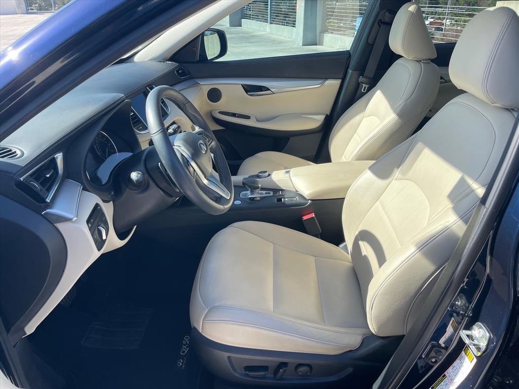 Used 2021 INFINITI QX50 Luxe image 17