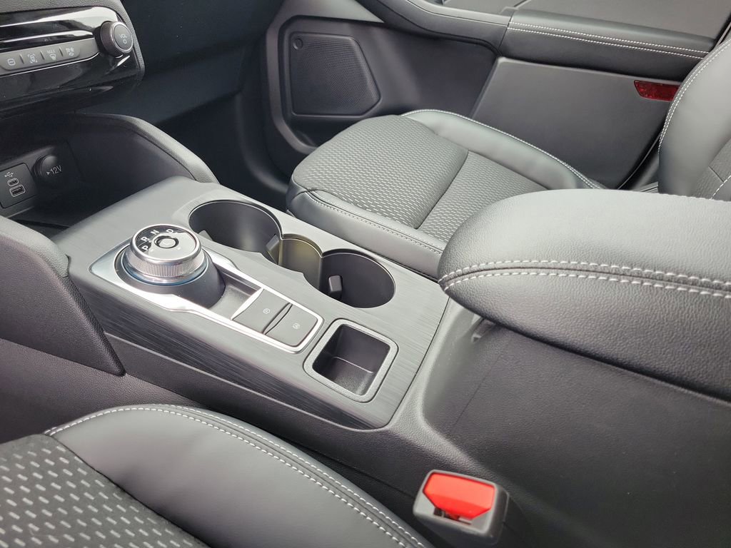 New 2026 Ford Escape SE image 29