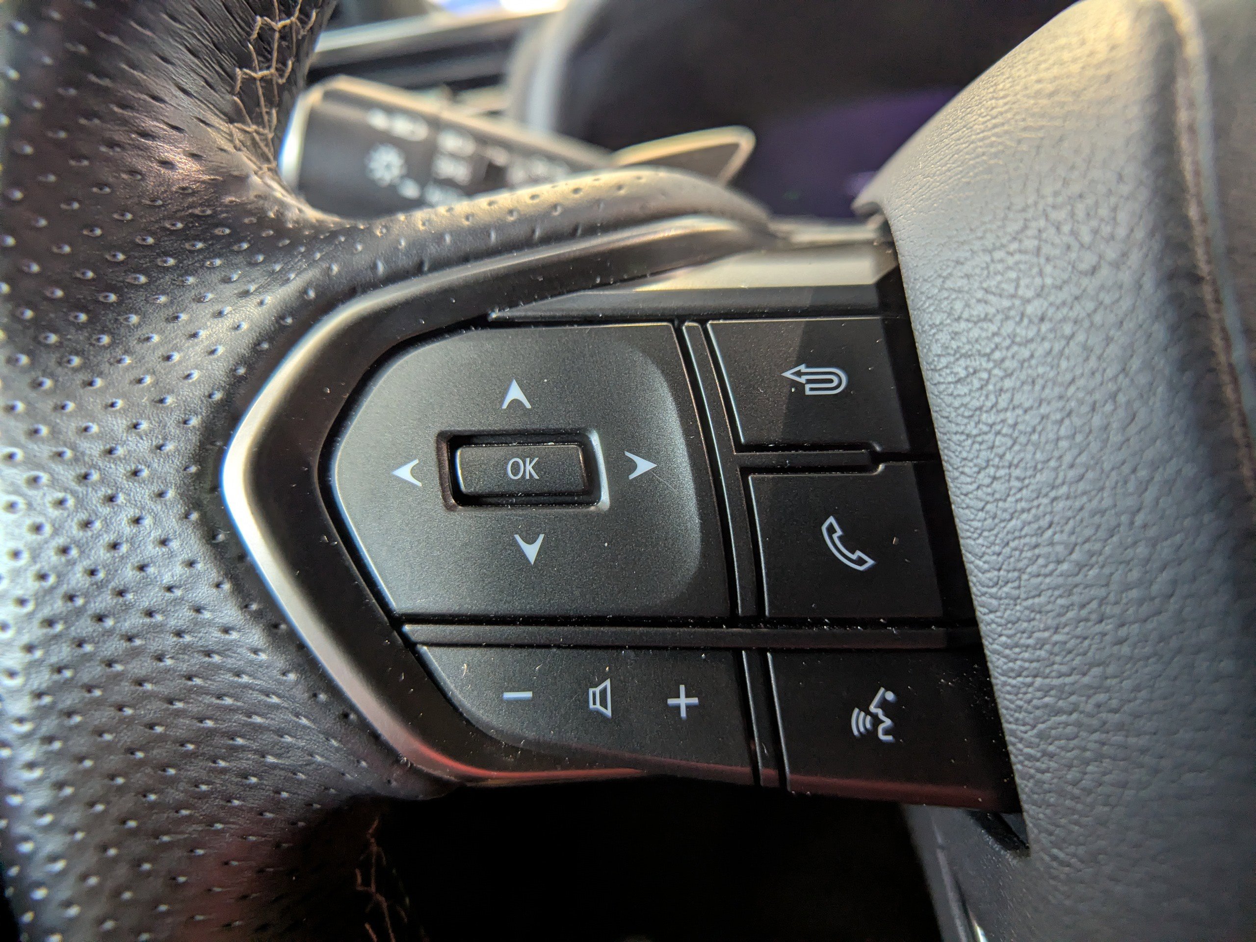 Used 2024 Lexus LX 600 F Sport AWD/4WD image 26
