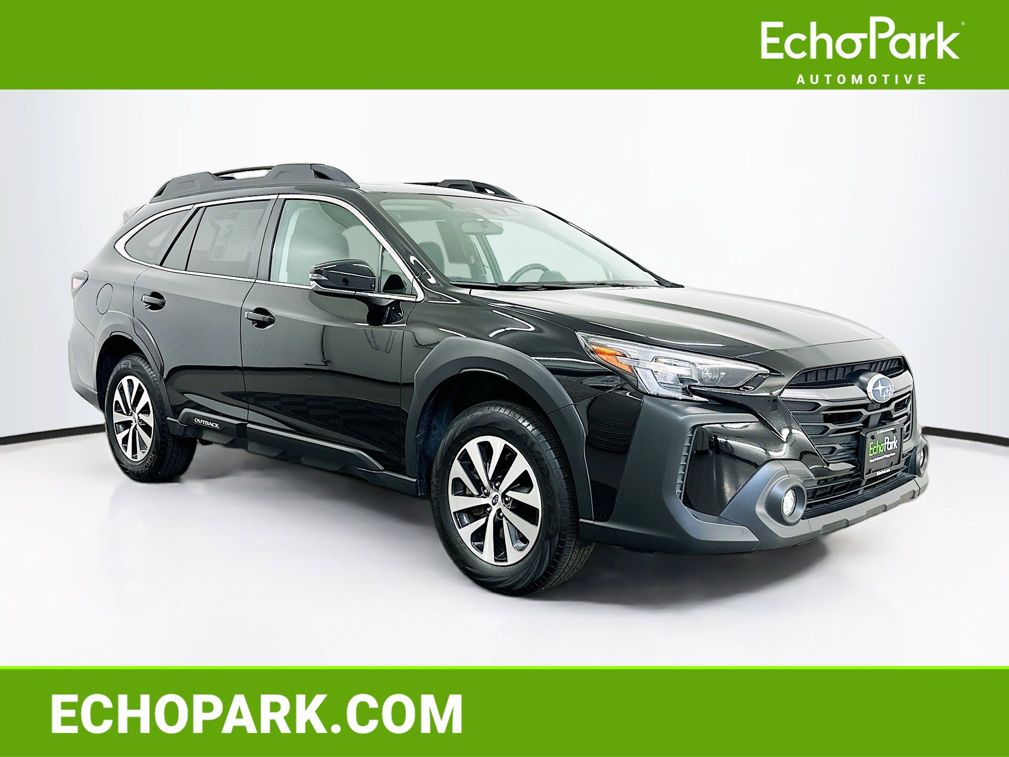 Used 2025 Subaru Outback Premium image 1