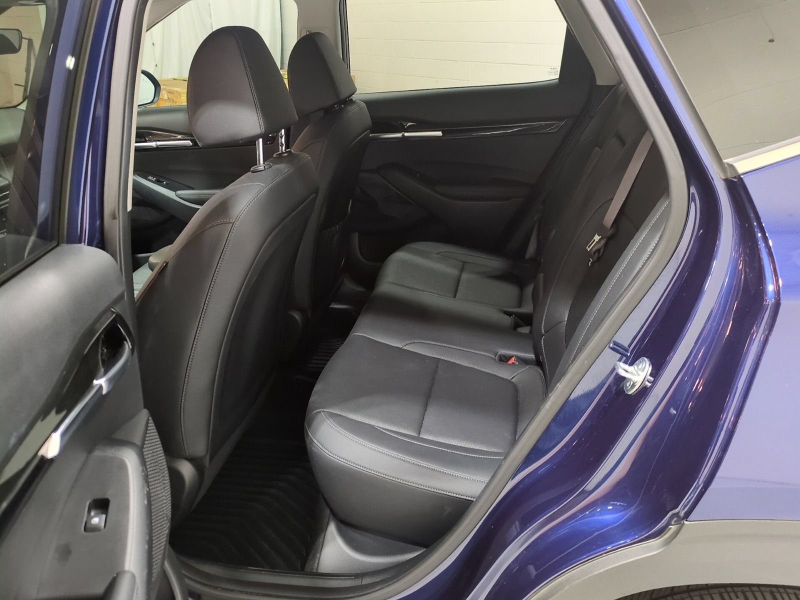 Certified 2024 Kia Seltos EX FWD image 13