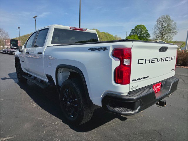 Used 2025 Chevrolet Silverado 2500 Custom w/ Custom Value Package AWD/4WD image 3