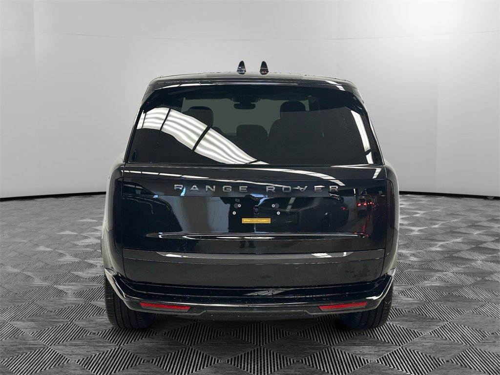 New 2026 Land Rover Range Rover SE image 4