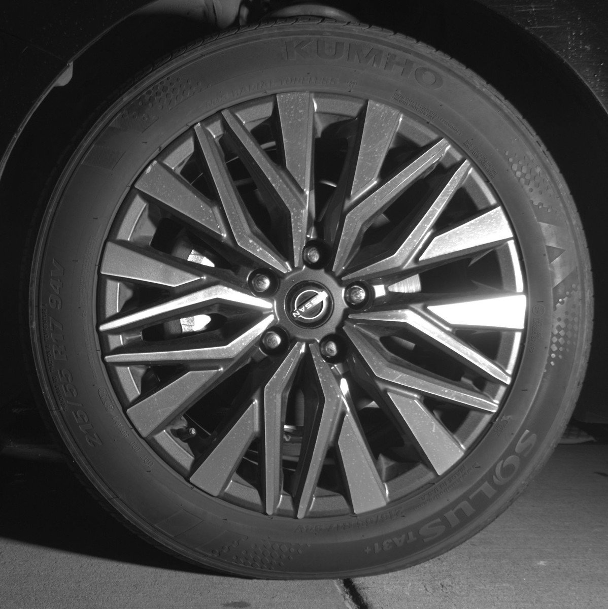 Used 2025 Nissan Altima 2.5 SV image 12