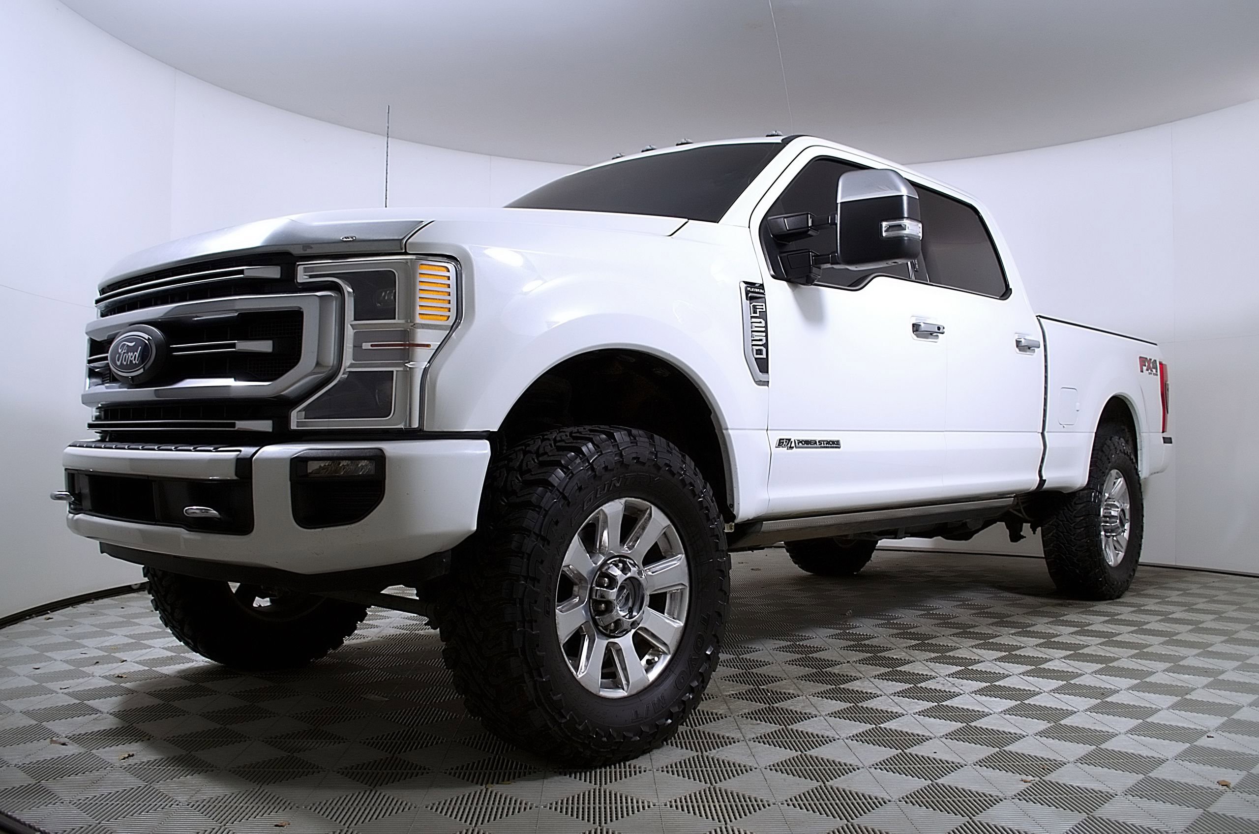Used 2022 Ford F250 Platinum w/ FX4 Off-Road Package AWD/4WD video 2