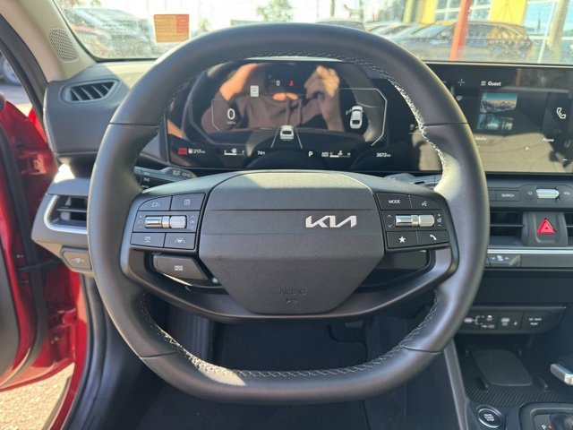 Certified 2025 Kia K4 EX image 22