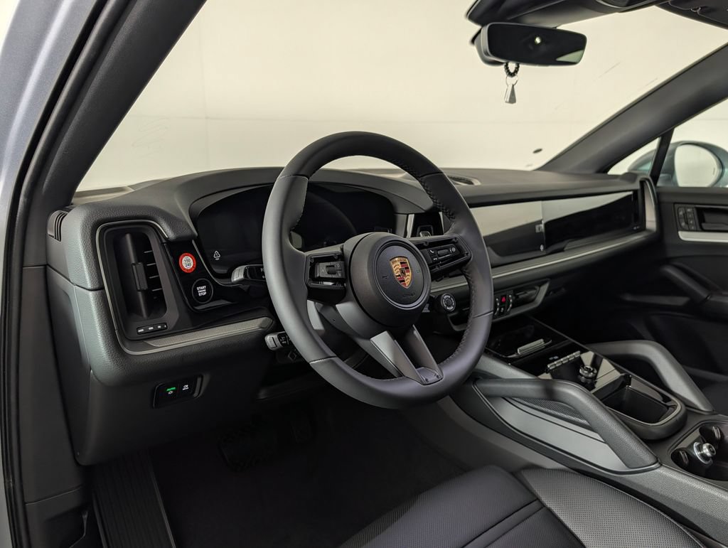 New 2026 Porsche Cayenne Coupe AWD/4WD image 4