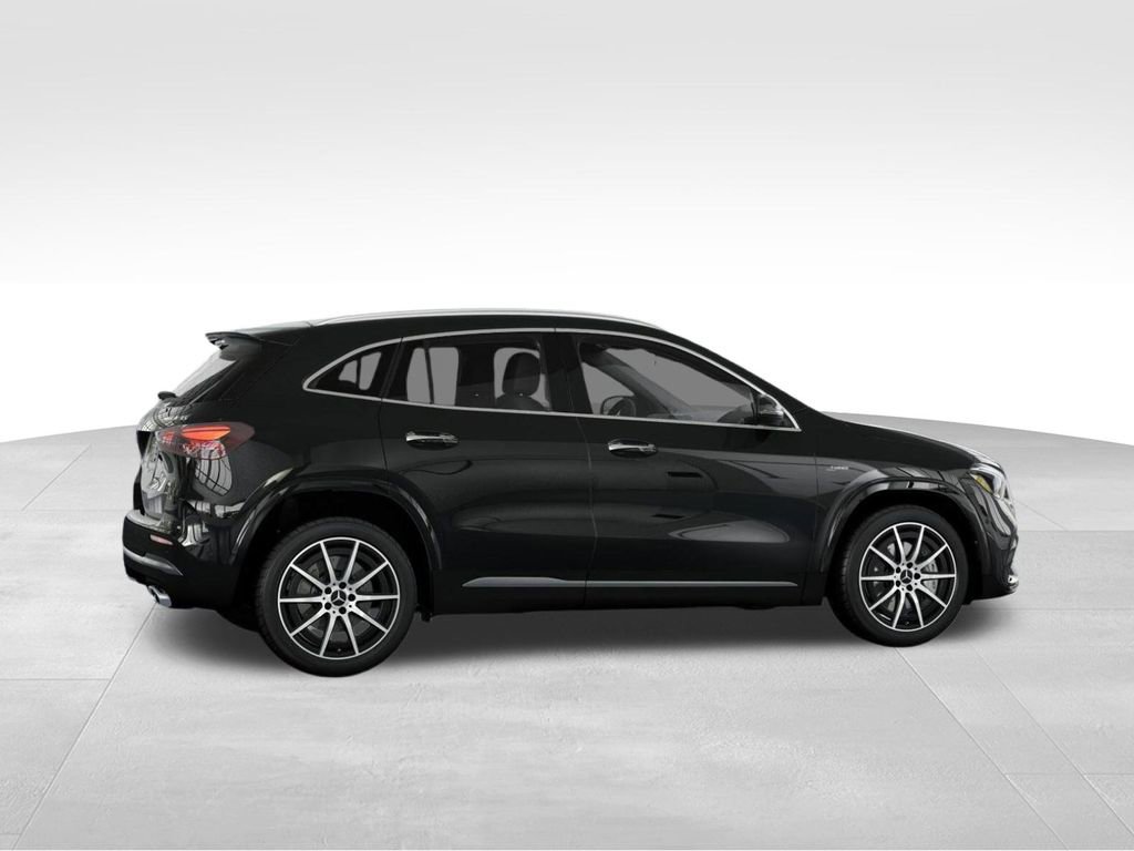 New 2026 Mercedes-Benz GLA 35 AMG 4MATIC image 18