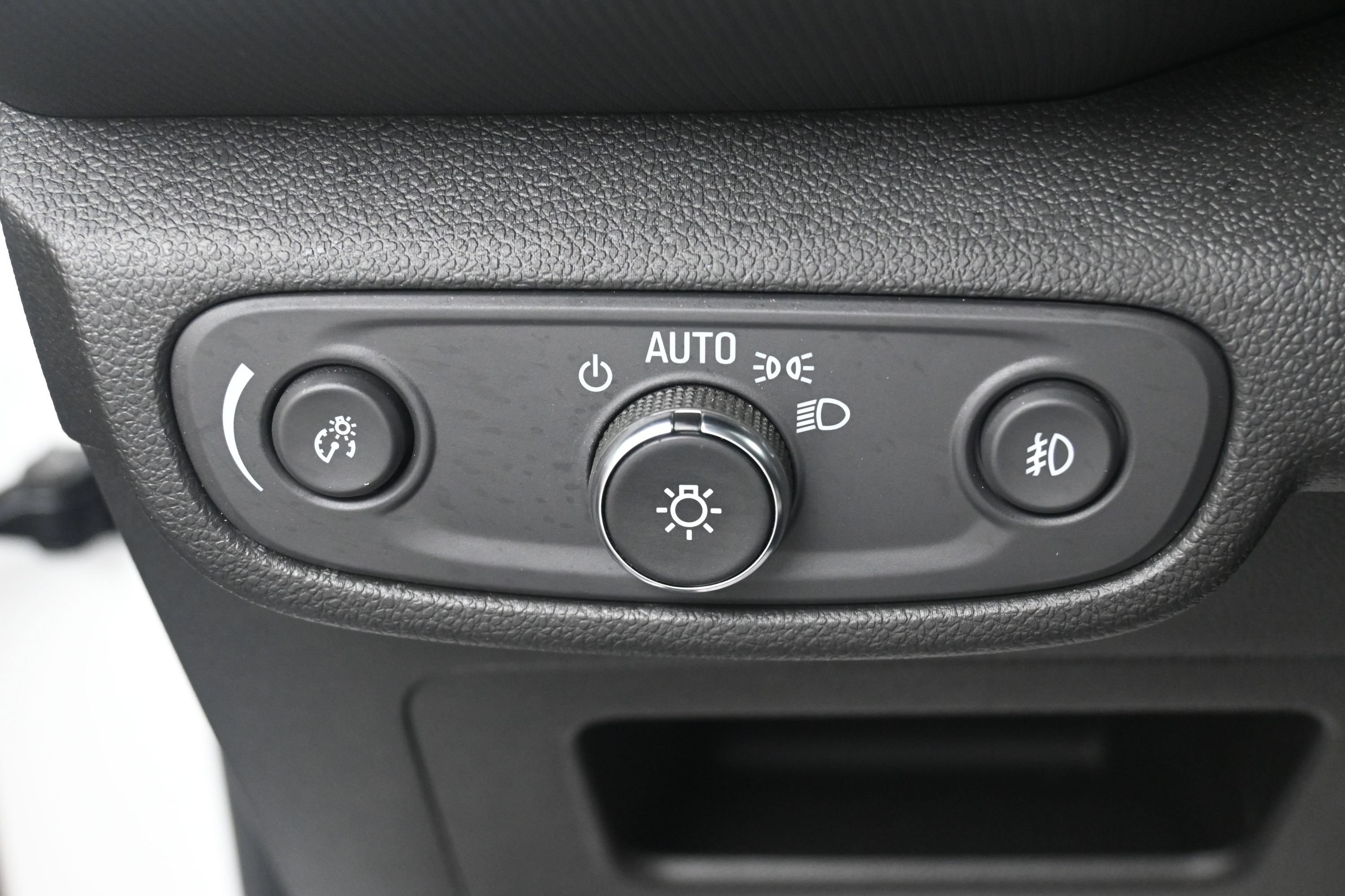 Used 2023 Chevrolet TrailBlazer RS w/ Convenience Package FWD image 19