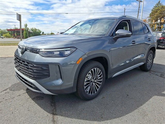 New 2025 Volkswagen Tiguan S image 5