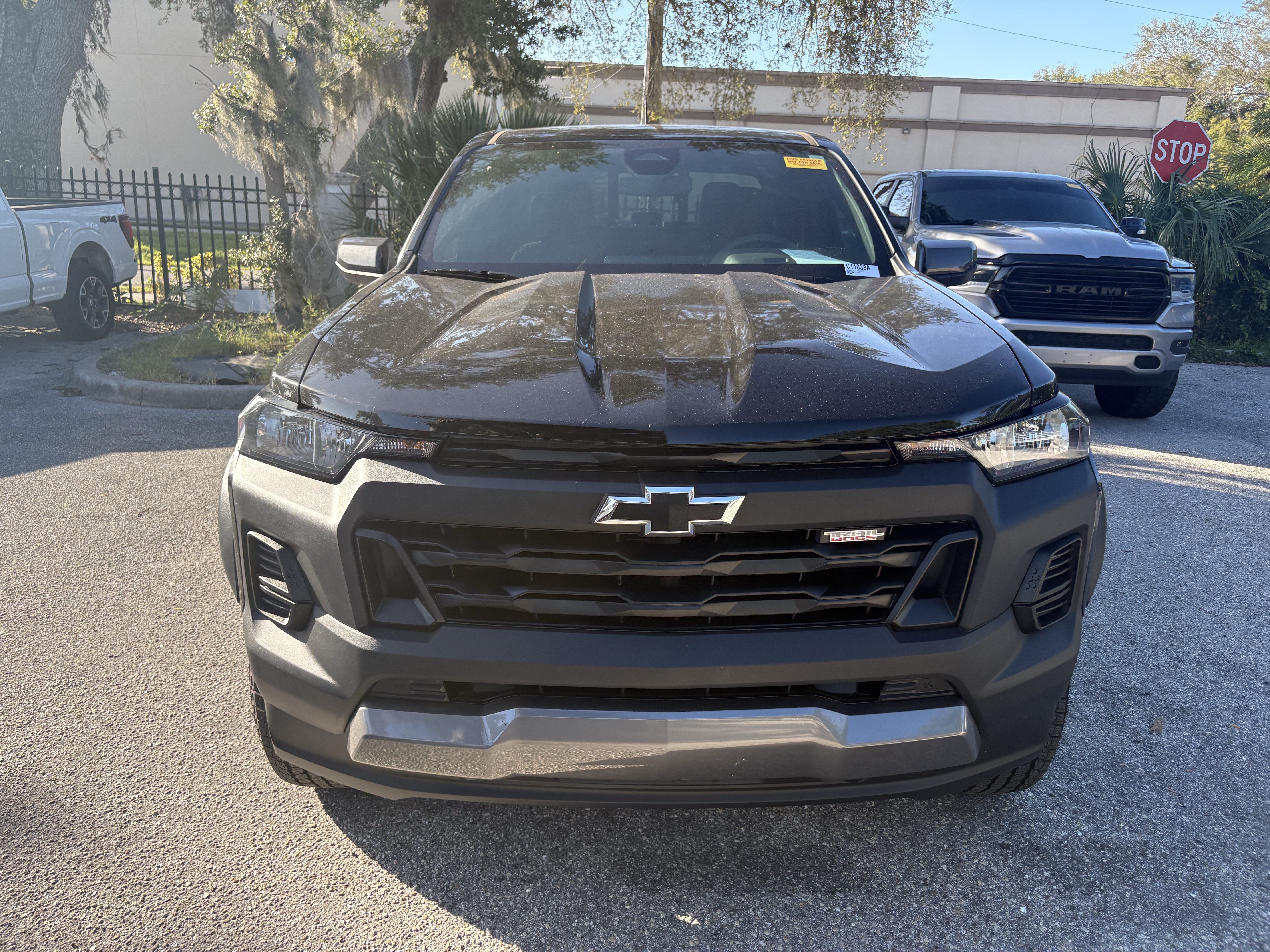 Certified 2025 Chevrolet Colorado Trail Boss AWD/4WD image 2