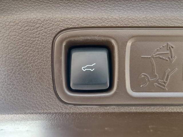 Used 2022 Ford Expedition King Ranch AWD/4WD image 5