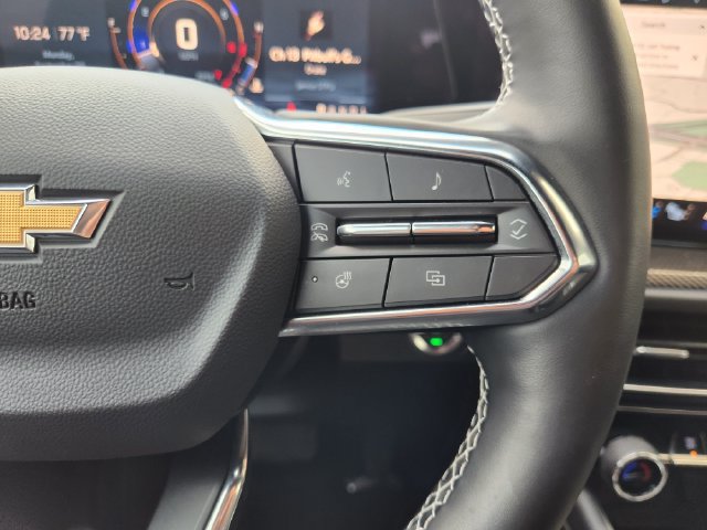 Used 2026 Chevrolet Traverse High Country w/ LPO, Floor Liner Package FWD image 32