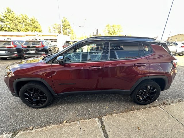 Used 2022 Jeep Compass Altitude w/ Convenience Group image 4