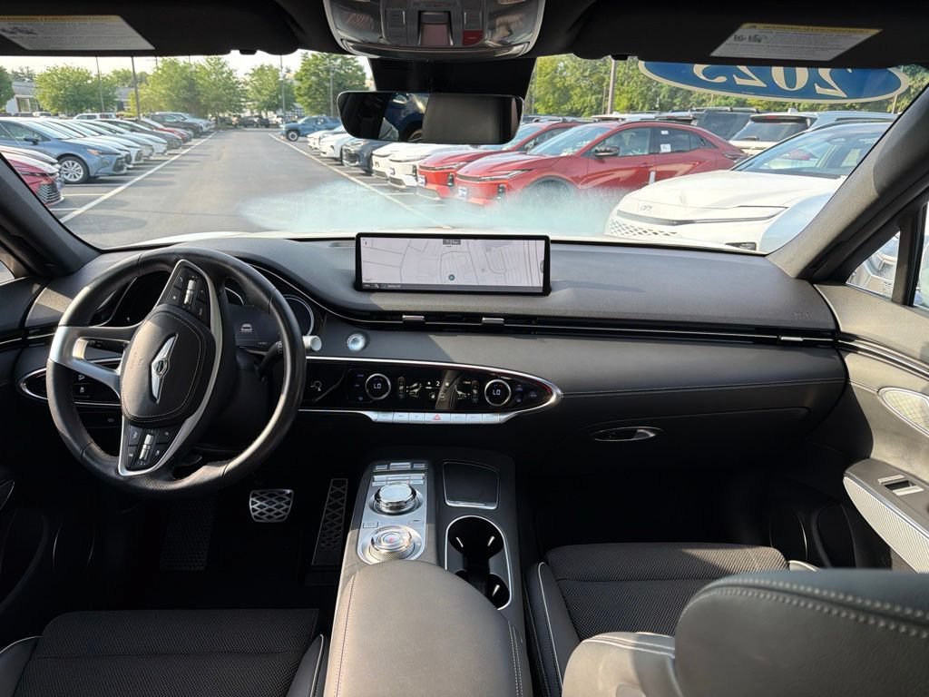 Used 2025 Genesis GV70 3.5T Sport AWD/4WD image 15