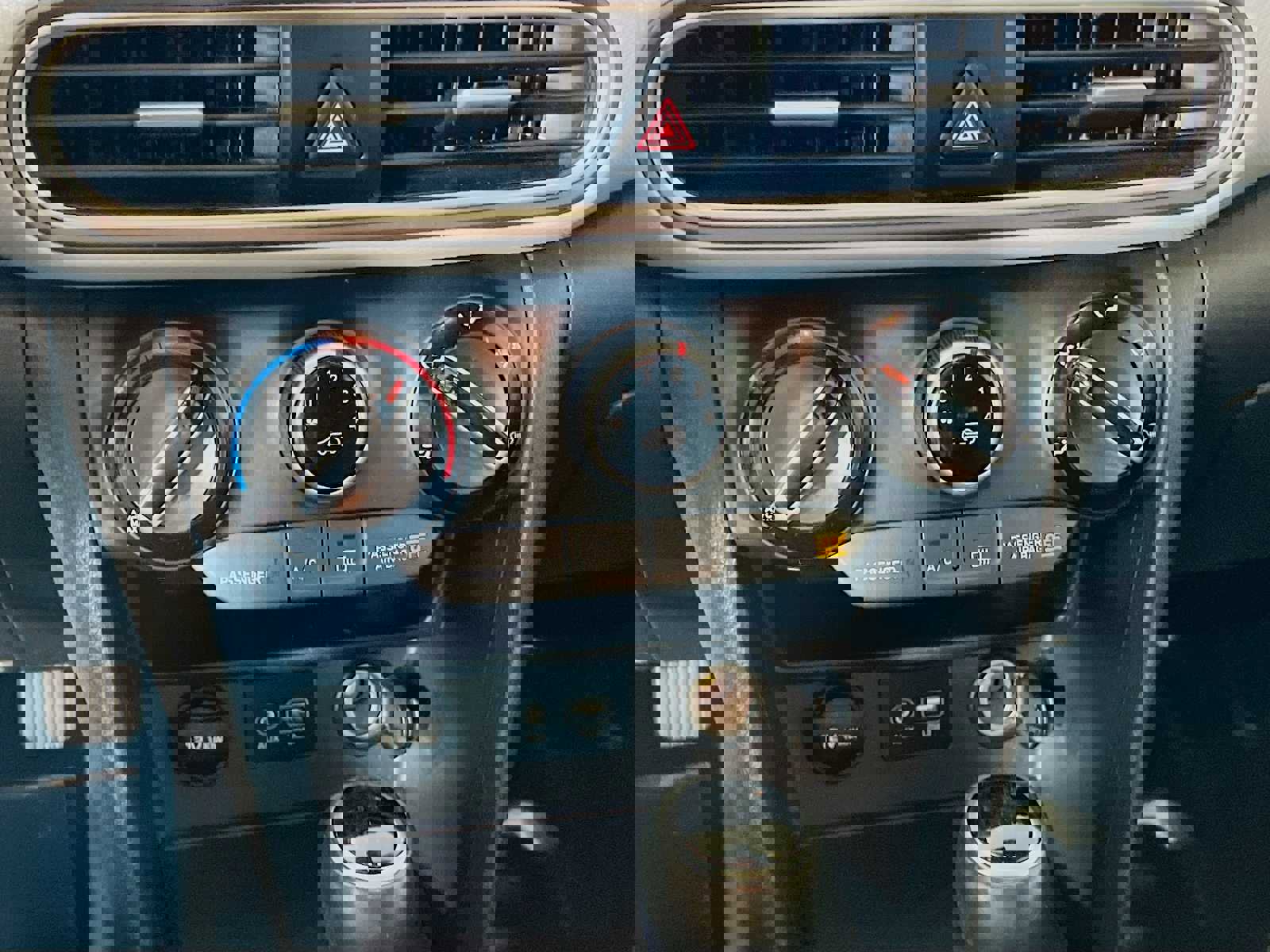 Used 2018 Hyundai Kona SEL AWD/4WD image 15