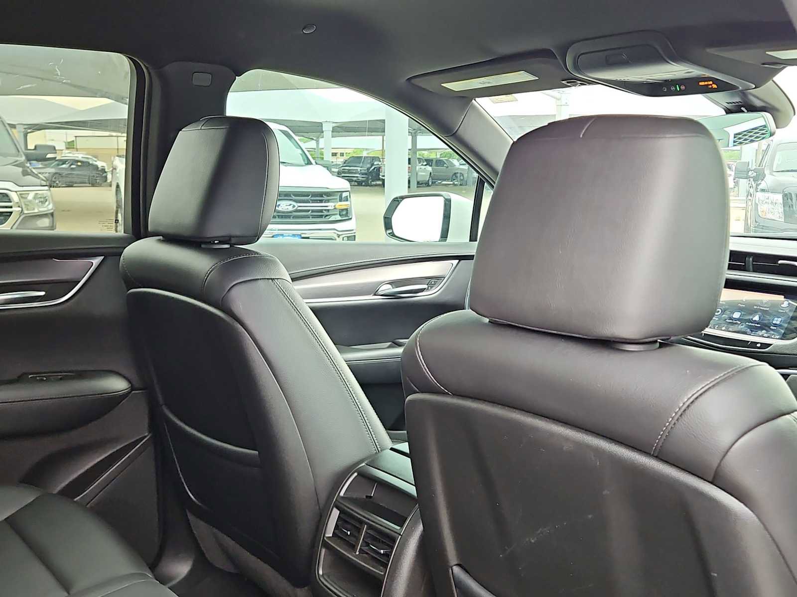 Used 2023 Cadillac XT5 Luxury FWD image 17