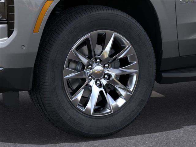 New 2026 Chevrolet Suburban Premier image 9