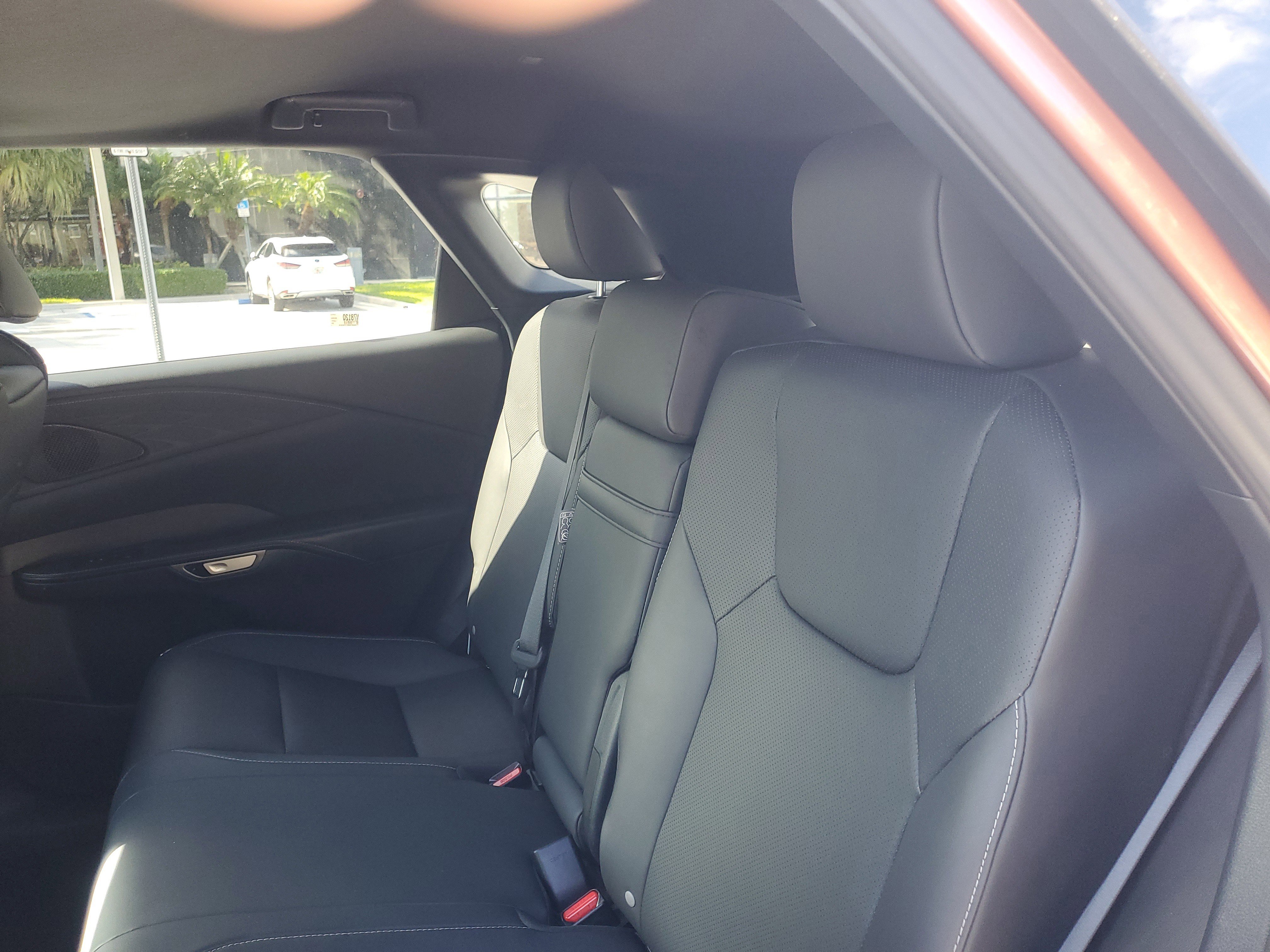 Used 2024 Lexus RX 350 F Sport w/ Convenience Package image 18