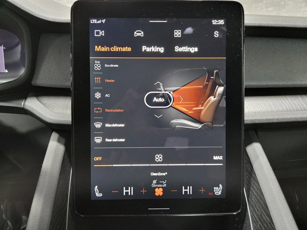 Used 2022 Polestar Polestar 2 w/ Performance Package image 23