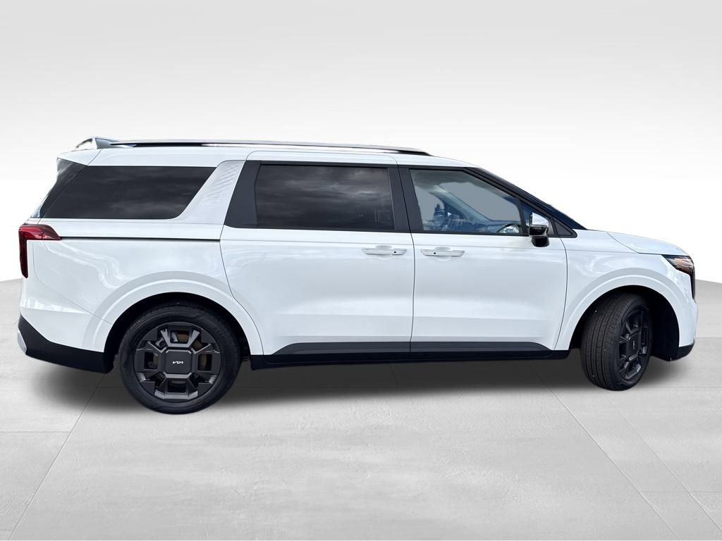 New 2026 Kia Carnival EX image 7