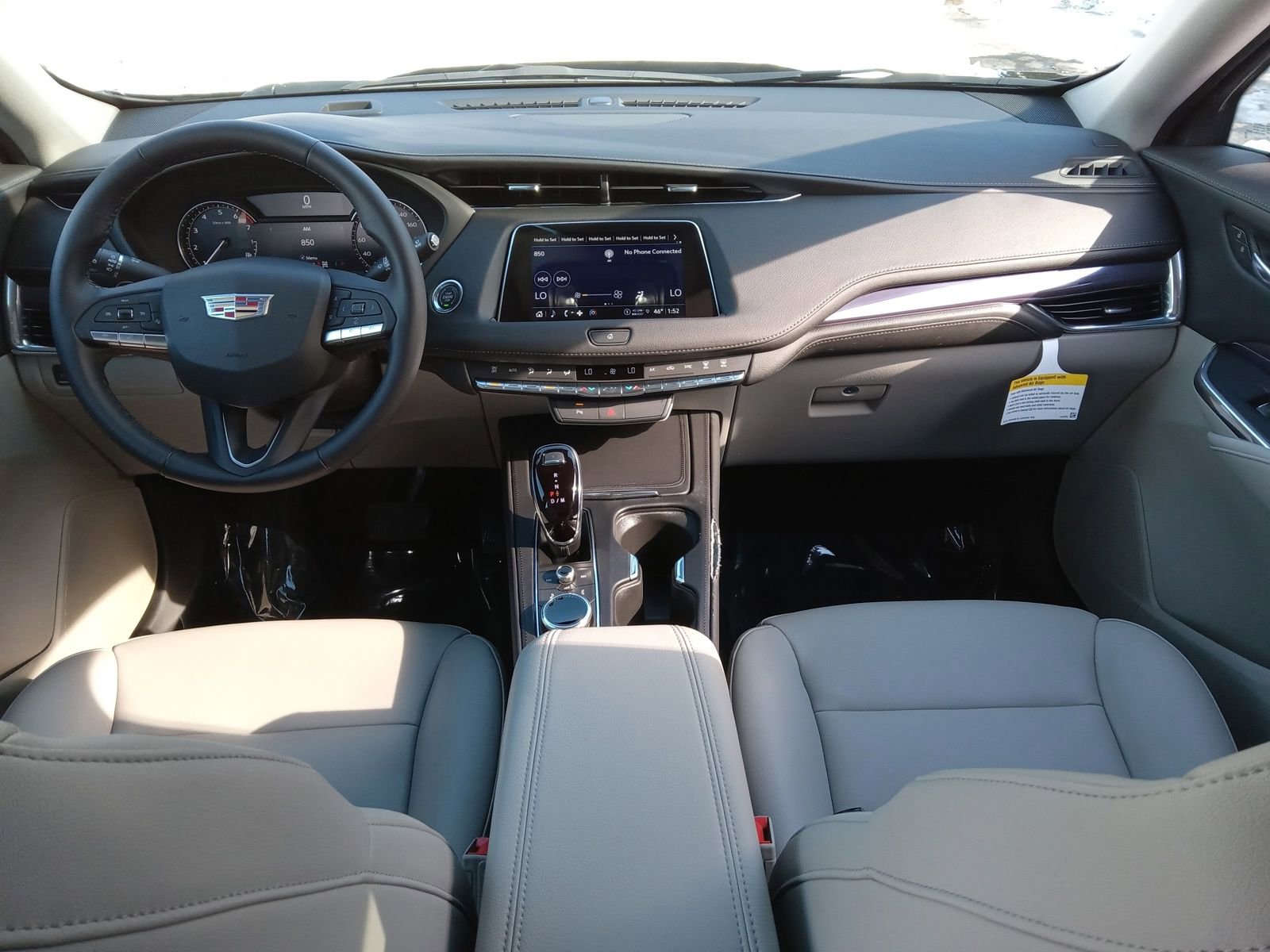 Used 2023 Cadillac XT4 Luxury image 12