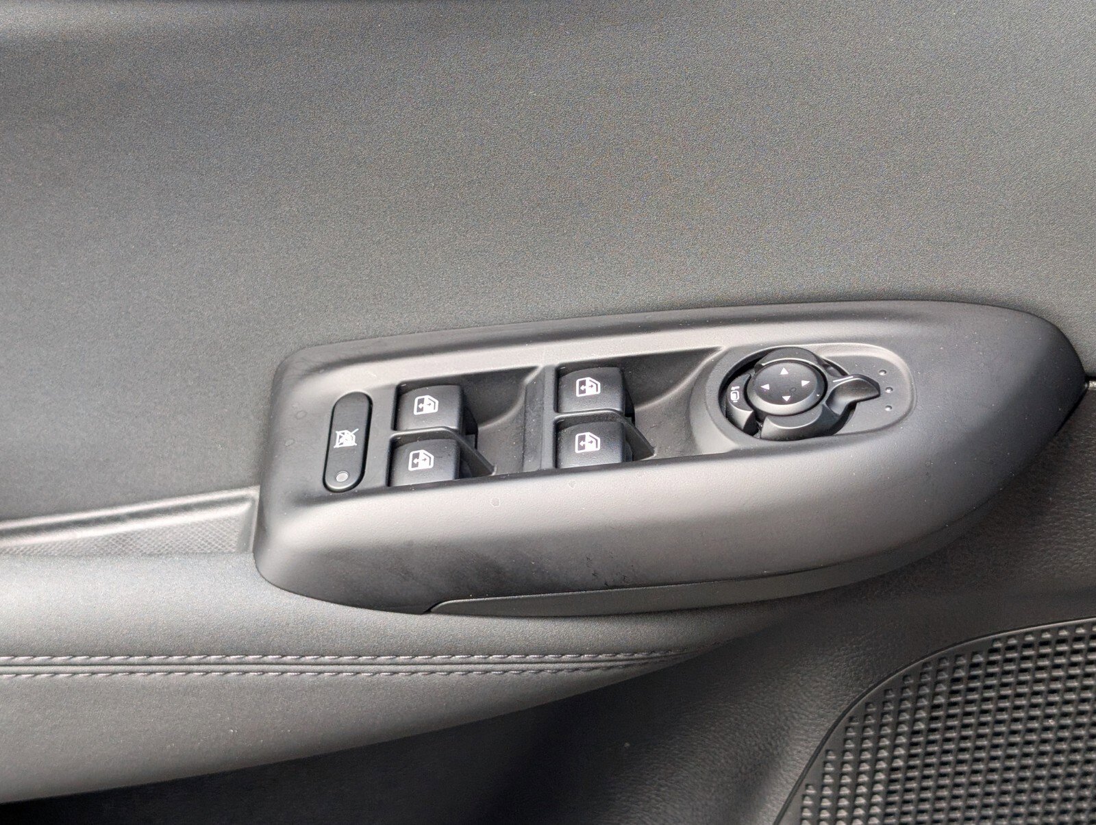 Used 2024 Alfa Romeo Tonale Veloce w/ Active Assist Package AWD/4WD image 28