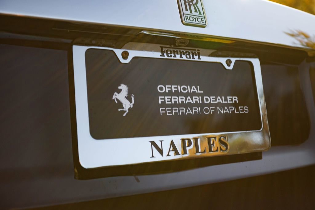 Used 2005 Rolls-Royce Phantom Sedan image 18