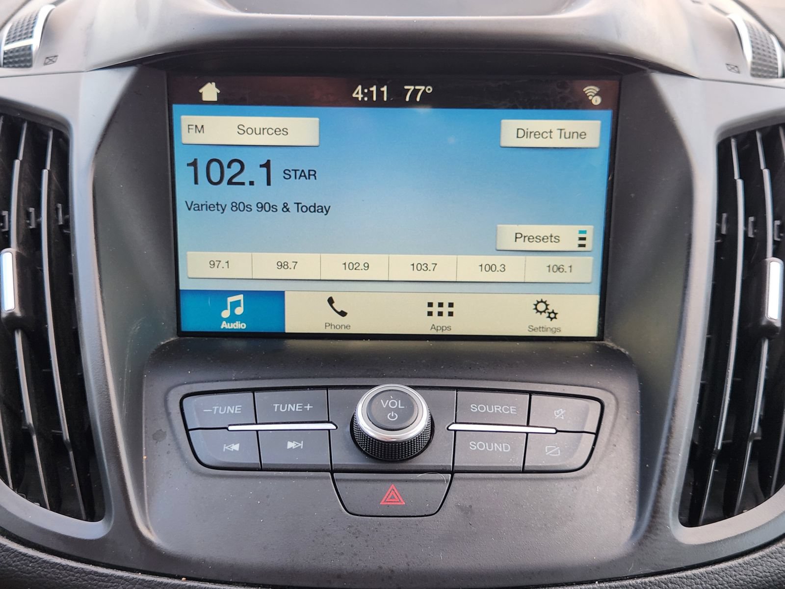 Used 2019 Ford Escape SE FWD image 18