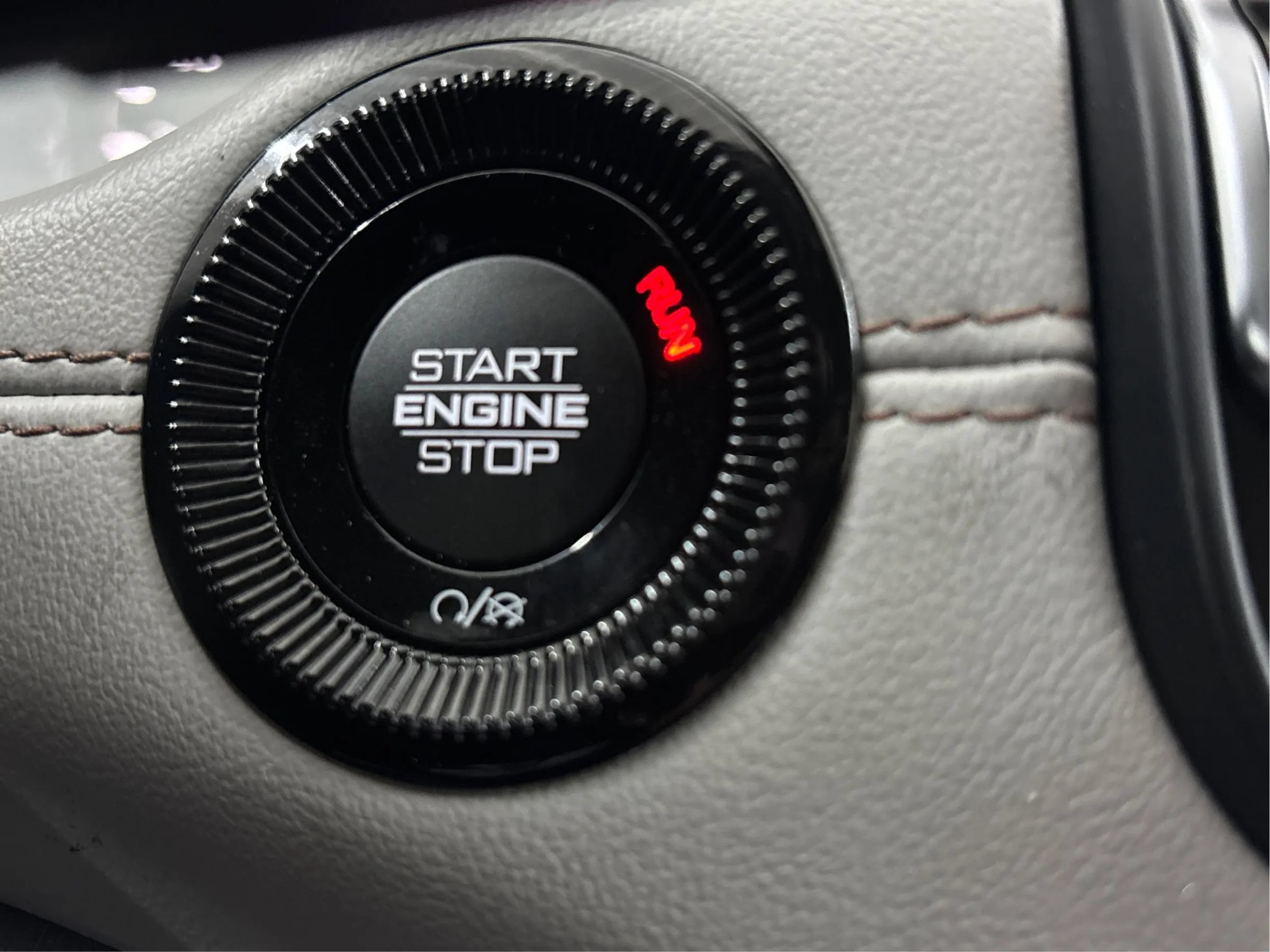 Used 2022 Jeep Compass Limited w/ Sun and Sound Group AWD/4WD image 37