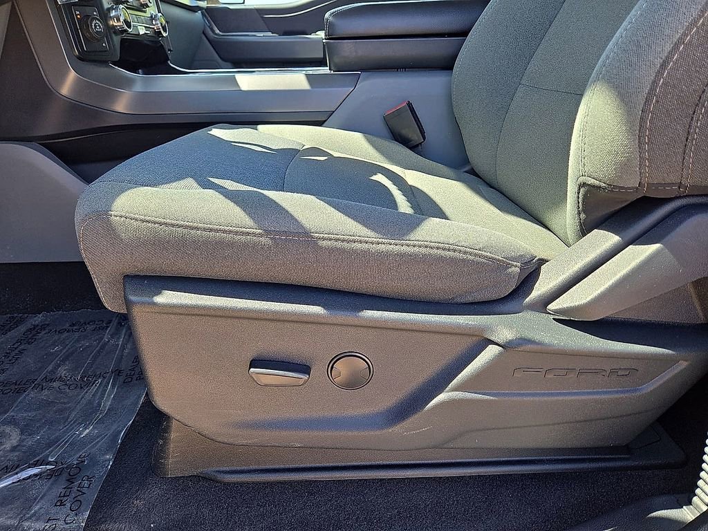 Used 2025 Ford F150 XLT w/ Equipment Group 301A Standard AWD/4WD image 24