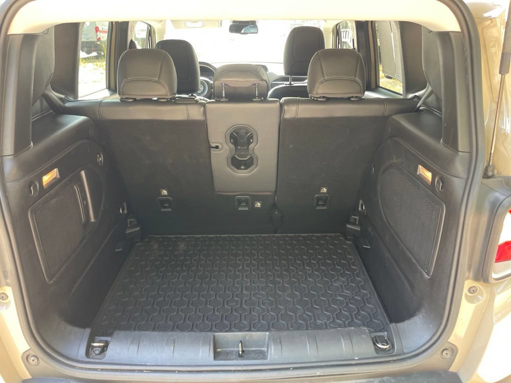 Used 2015 Jeep Renegade Limited AWD/4WD image 24