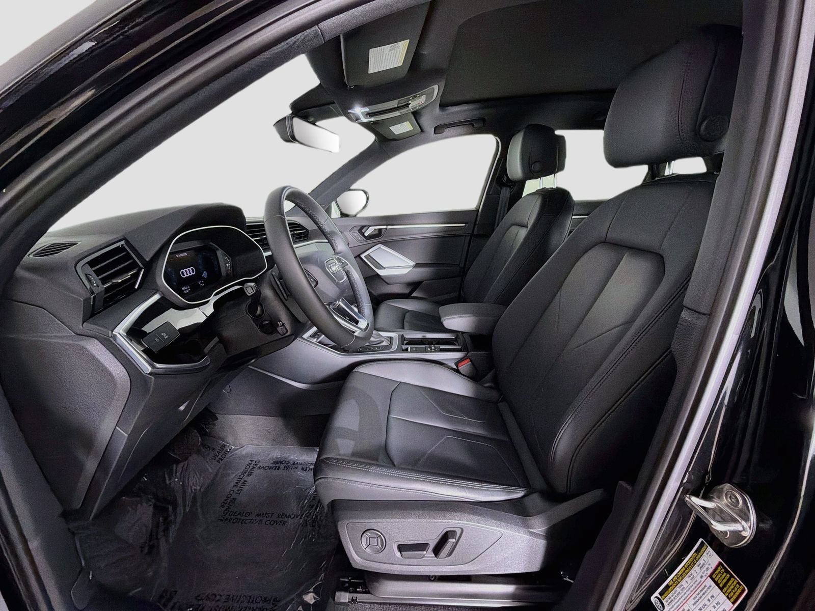 Certified 2025 Audi Q3 2.0T Premium w/ Convenience Package AWD/4WD image 20