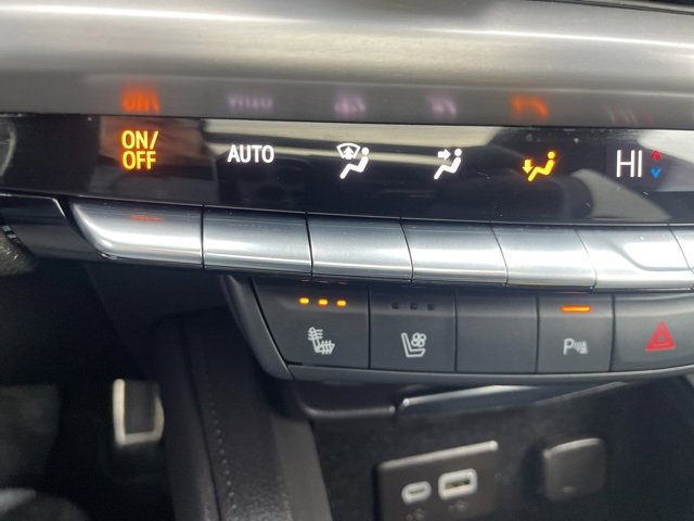 Used 2024 Cadillac XT4 Sport image 26