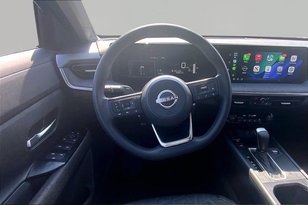 Used 2026 Nissan Kicks SV FWD image 8