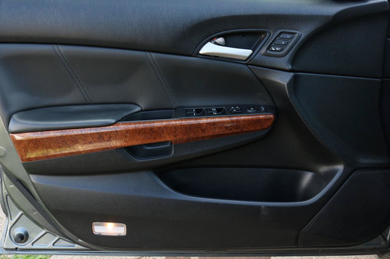 Used 2012 Honda Accord EX-L image 17